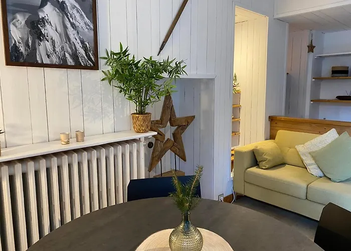 Apartamento 2-bedroom - Mont Blanc Views, Near Flagere Lift Chamonix Mont Blanc