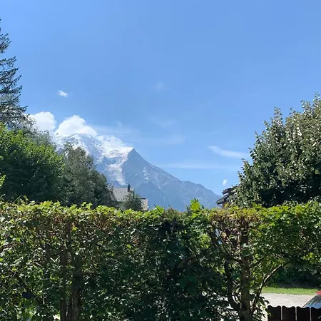 Apartment 2-bedroom - Mont Blanc Views, Near Flagere Lift *
