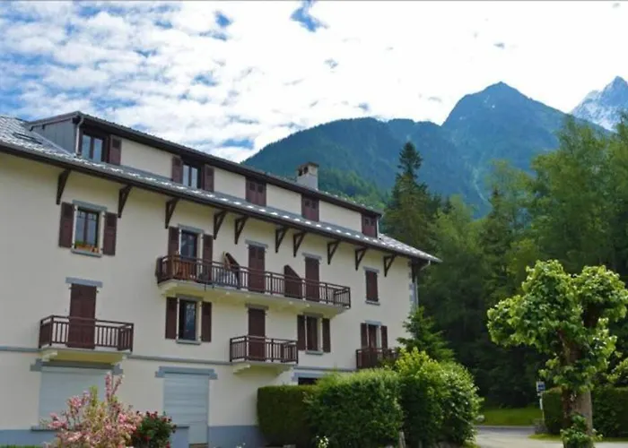 2-bedroom - Mont Blanc Views, Near Flagere Lift Appartement