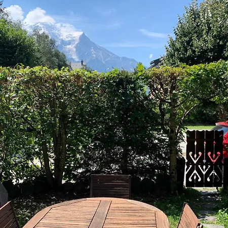 2-bedroom - Mont Blanc Views, Near Flagere Lift Appartement